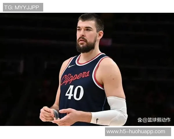 马克西称赞埃奇库姆成熟稳重认为他能掌控比赛节奏不受干扰