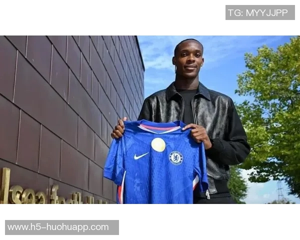 前狼队主帅加里奥尼尔即将执教斯特拉斯堡双方达成原则性一致