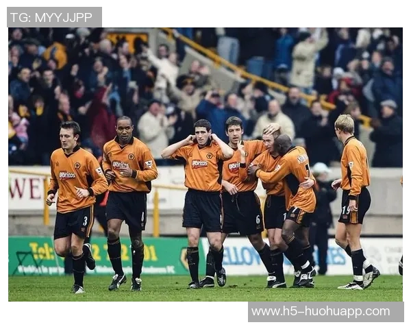 前狼队主帅加里奥尼尔即将执教斯特拉斯堡双方达成原则性一致 前狼队主帅加里奥尼尔即将执教斯特拉斯堡双方达成原则性一致