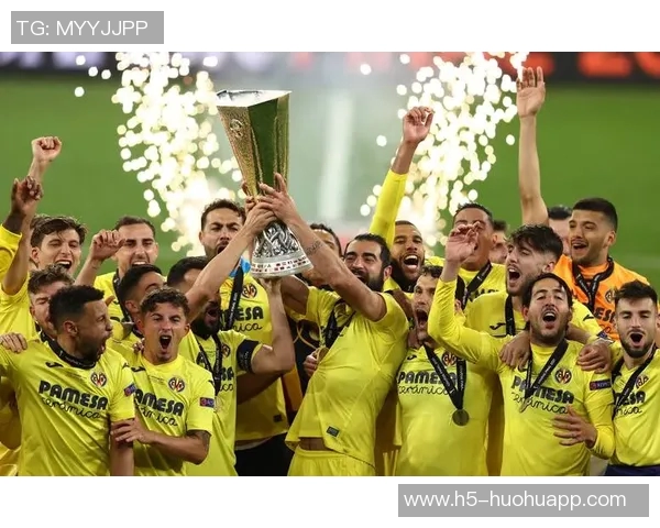 比利亚谈球队竞争:理想状态是每个位置都有15名优秀球员可供选择 比利亚谈球队竞争:理想状态是每个位置都有15名优秀球员可供选择