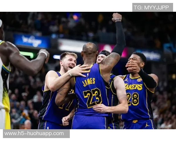 湖人最后90秒关键时刻出手分析詹姆斯与小里弗斯表现突出东契奇未能发力 湖人最后90秒关键时刻出手分析詹姆斯与小里弗斯表现突出东契奇未能发力